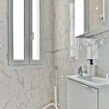 Magnifique 2 Pieces Aux Portes De Paris Apartment